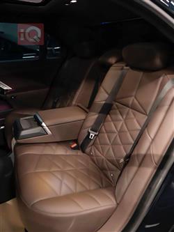 بي ام دبليو الفئة 7